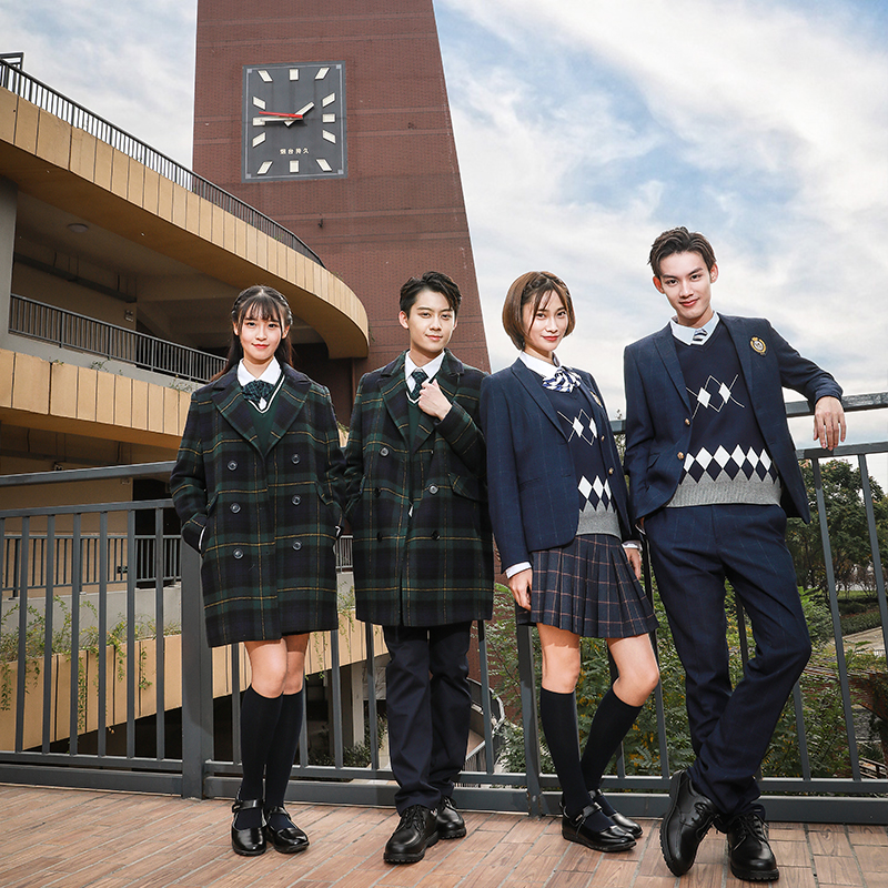 現(xiàn)代學(xué)生對于定做校服的看法 現(xiàn)代學(xué)生對于定做校服的看法