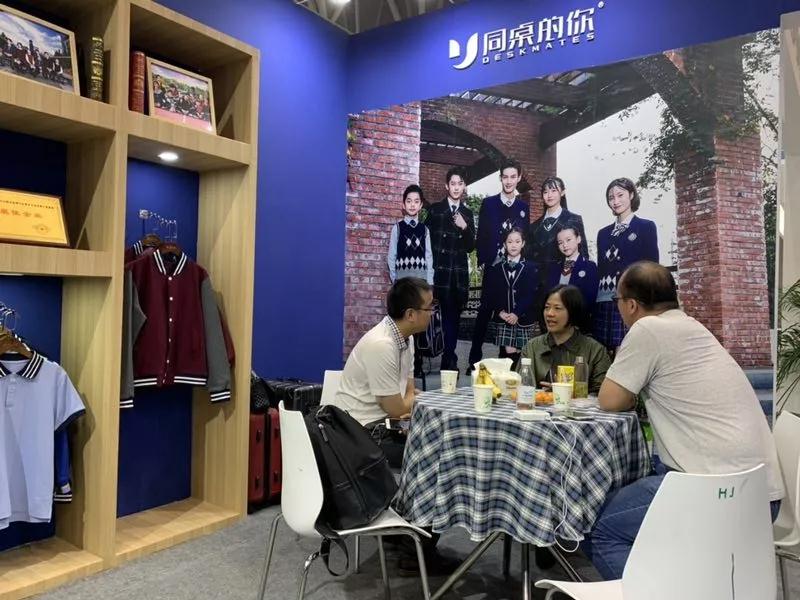 第76屆中國教育裝備展示會落幕，同桌的你（DESKMATES)榮耀而歸！
