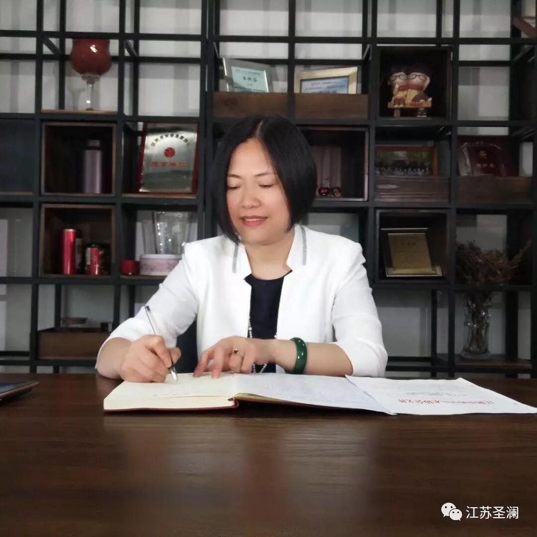 圣瀾服飾采訪特輯 | 企業(yè)家看北海 圣瀾服飾采訪特輯 | 企業(yè)家看北海