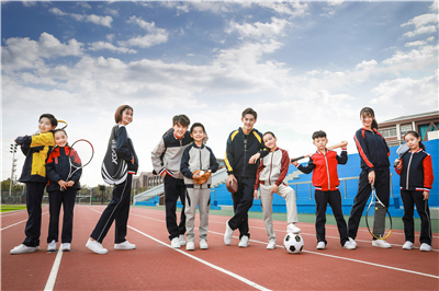 中學(xué)生校服定制生產(chǎn)流程是什么？