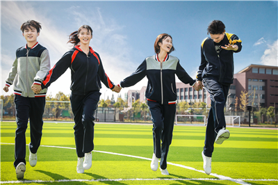 同桌的你定制校服優(yōu)勢(shì)在哪里？