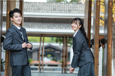 校服定制時(shí)需重視的一些安全隱患