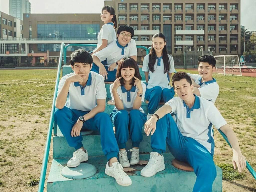 同桌的你校服藍(lán)，2020把潮流穿在身上