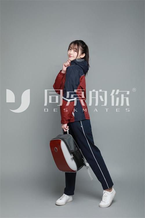 學(xué)生校服