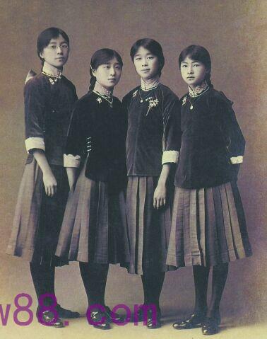 同桌的你和你說說民國女生校服