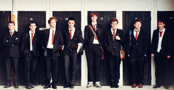 英國校服遭家長吐槽！