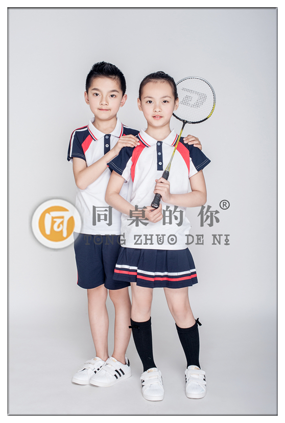 【同桌的你】 那段與校服有關的歲月叫“青春”