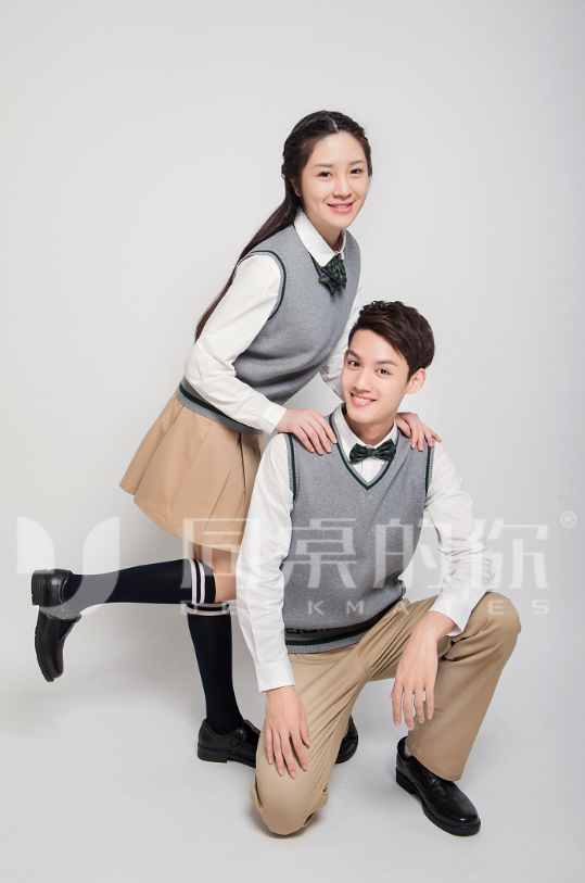 家長(zhǎng)喜歡讓孩子上國(guó)際學(xué)校是因?yàn)閮?yōu)質(zhì)的定制校服嗎？