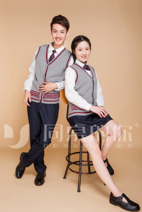 貴族學(xué)校與普通學(xué)校的定制校服有什么區(qū)別？