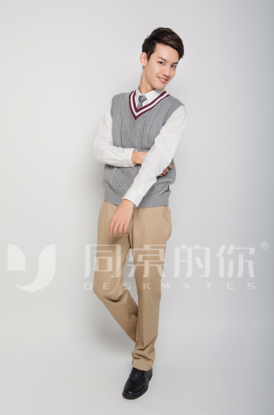 定制秋季運(yùn)動(dòng)校服，拉鏈該如何維護(hù)？