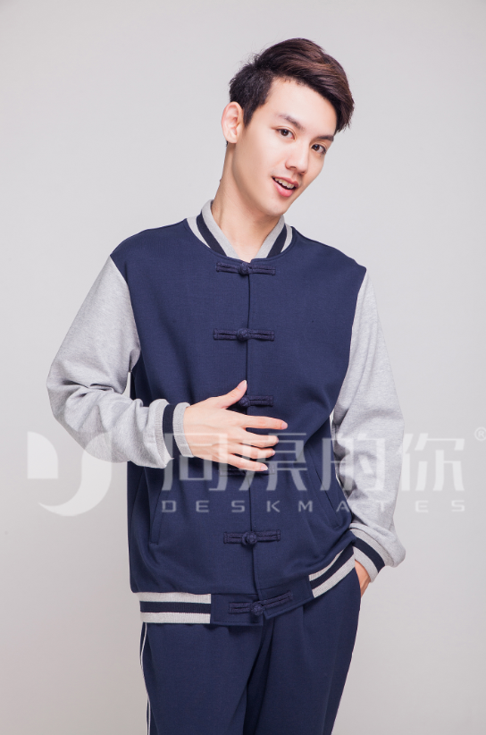 夏季校服定制廠家怎么選才好？