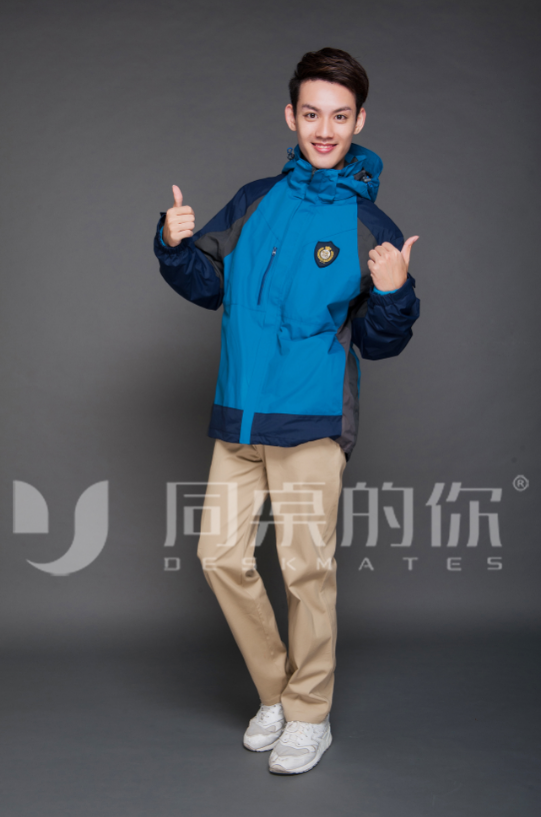 選擇校服定做廠家有什么要注意的？