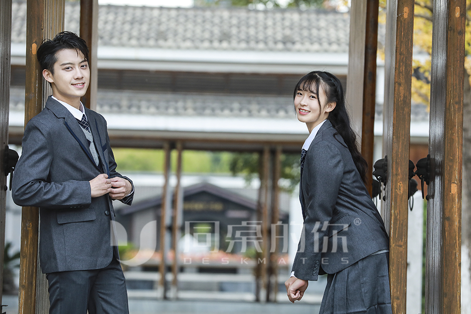 同桌的你校服告訴你為什么中國(guó)校服基本都是運(yùn)動(dòng)款？