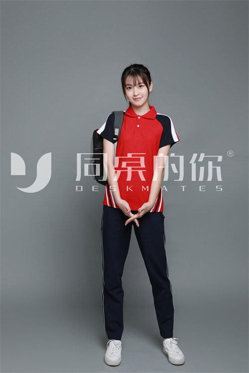 大學(xué)生也要穿大學(xué)校服嗎？這應(yīng)該如何定位？？