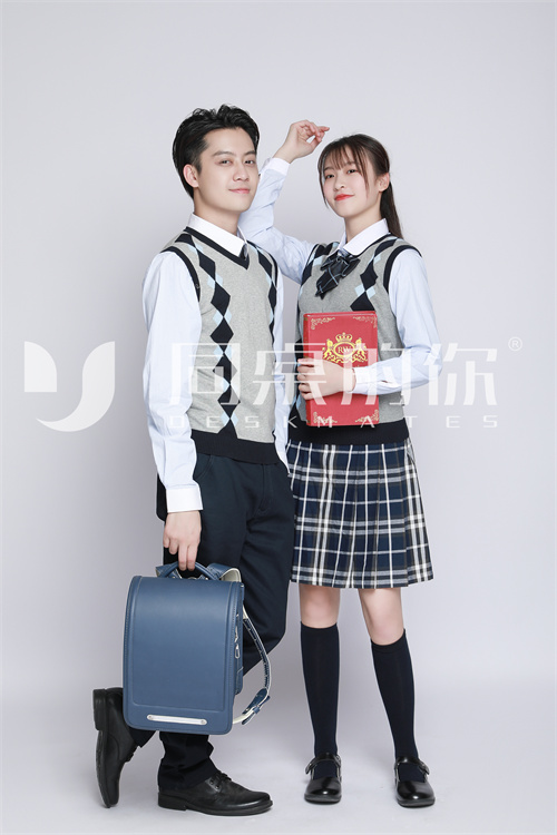 韓國(guó)校服女生為什么那么好看？