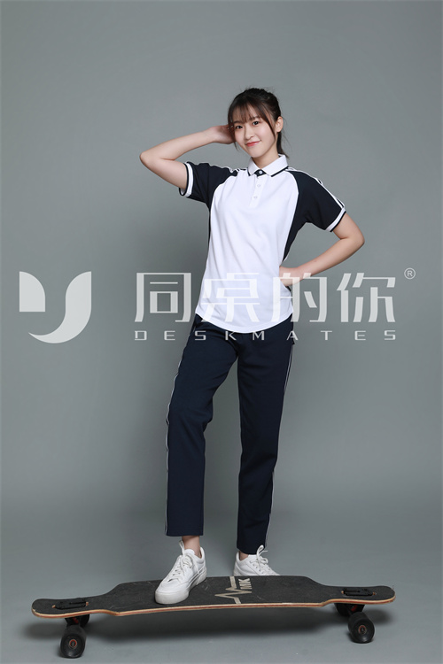 大學(xué)還需要校服嗎？什么的校服適合大學(xué)生？