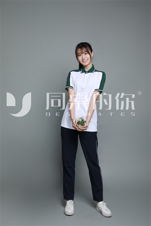 應(yīng)該如何在中國校服制作過程中，確保質(zhì)量達(dá)標(biāo)呢？