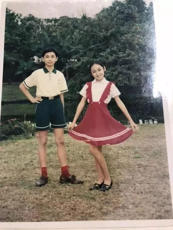 你見過這些時代的南寧校服嗎？