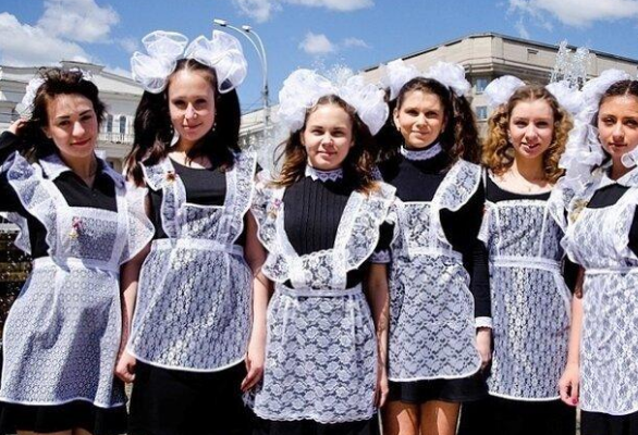 人類未解之謎：蘇聯(lián)校服竟是女仆裝？