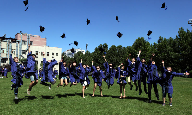 畢業(yè)校服的巧妙安置，你GET到了嗎？