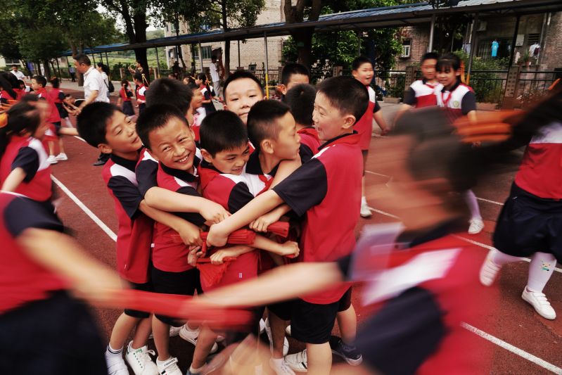 校服定做應(yīng)該定做幾套合適