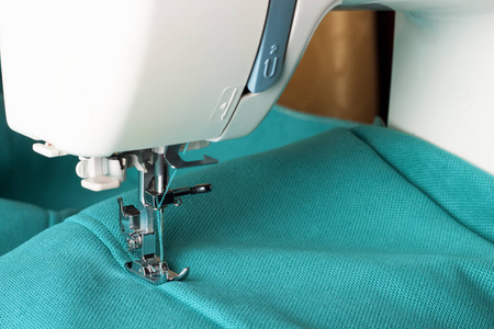 學校校服定做有哪些規(guī)格和質量要求