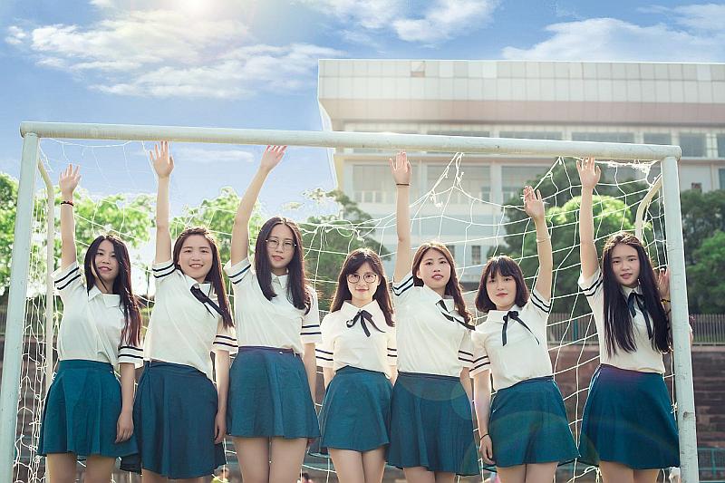 純棉初中校服清洗時應該注意什么？