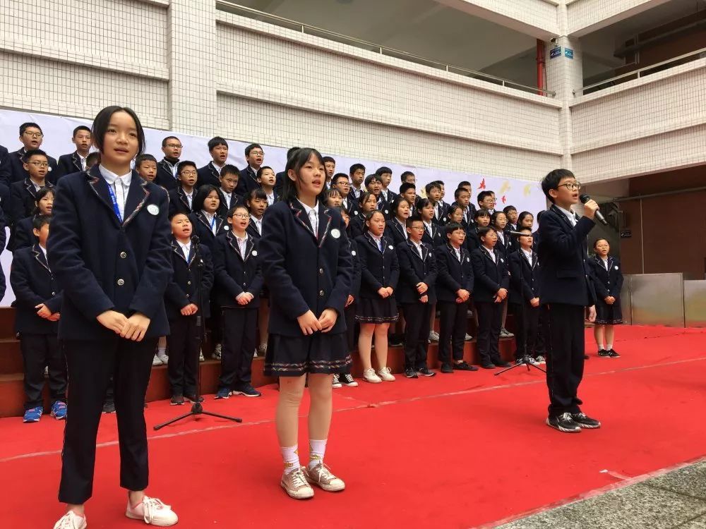 學(xué)生校服校服試穿時要注意什么？