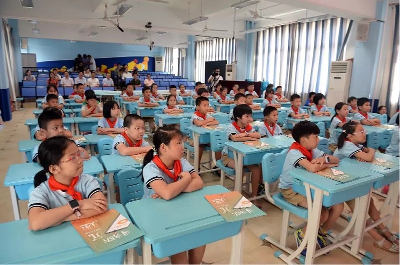 校服生產(chǎn)面料國標其實很嚴格