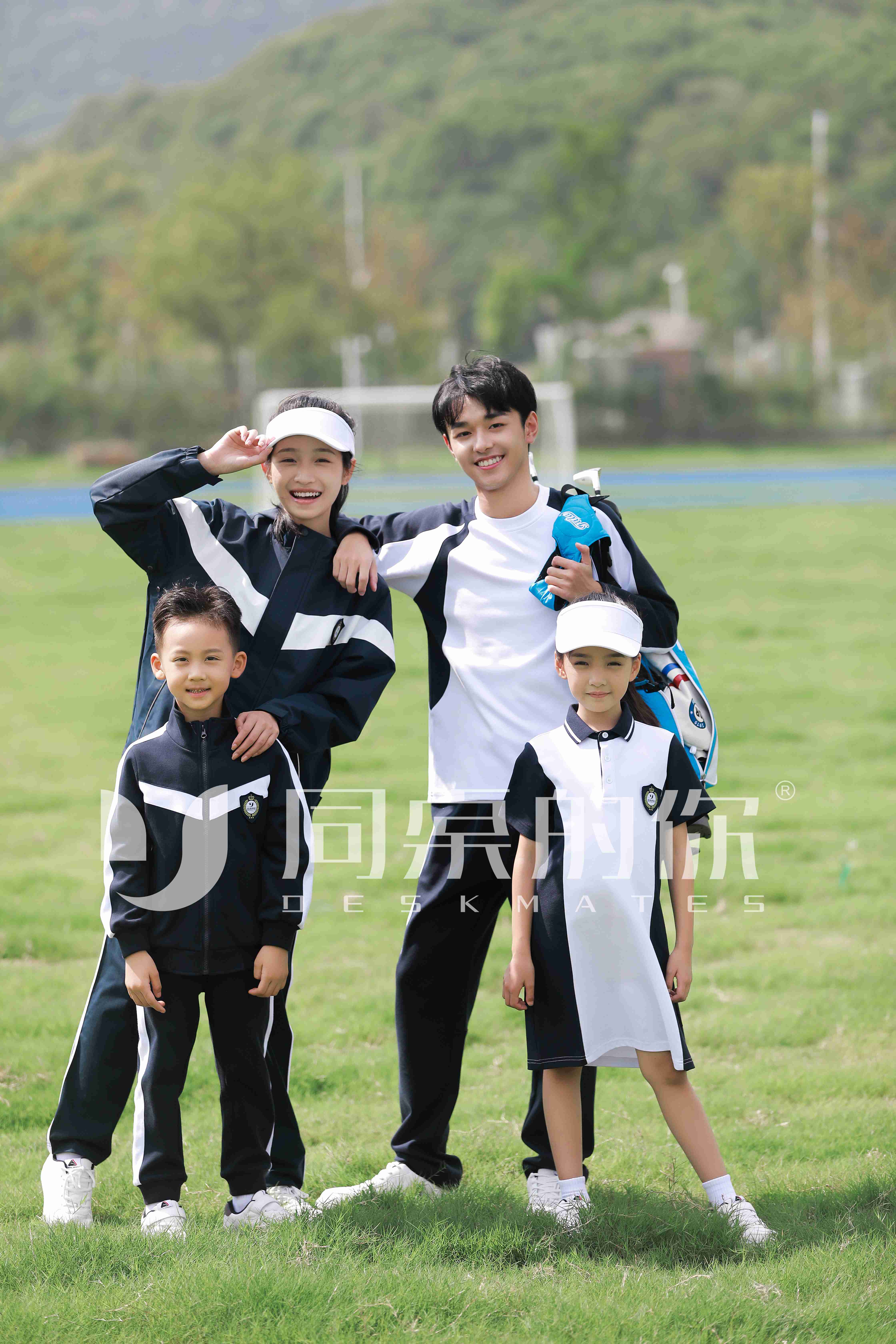 定制學(xué)生、家委會、學(xué)校都滿意的班服需要幾步？——同桌的你校服
