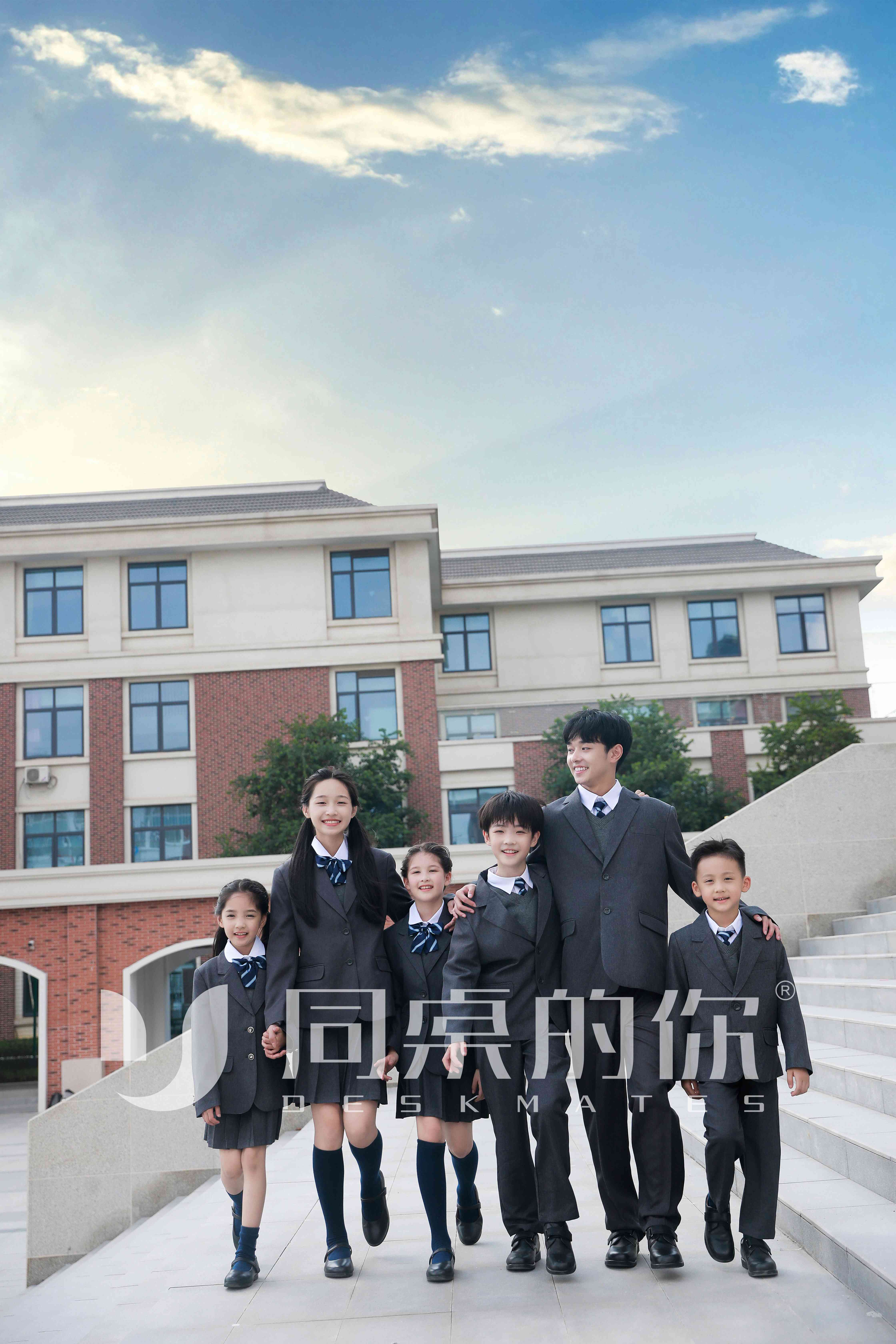 制式校服除了好看以外還有有什么優(yōu)點？——同桌的你校服