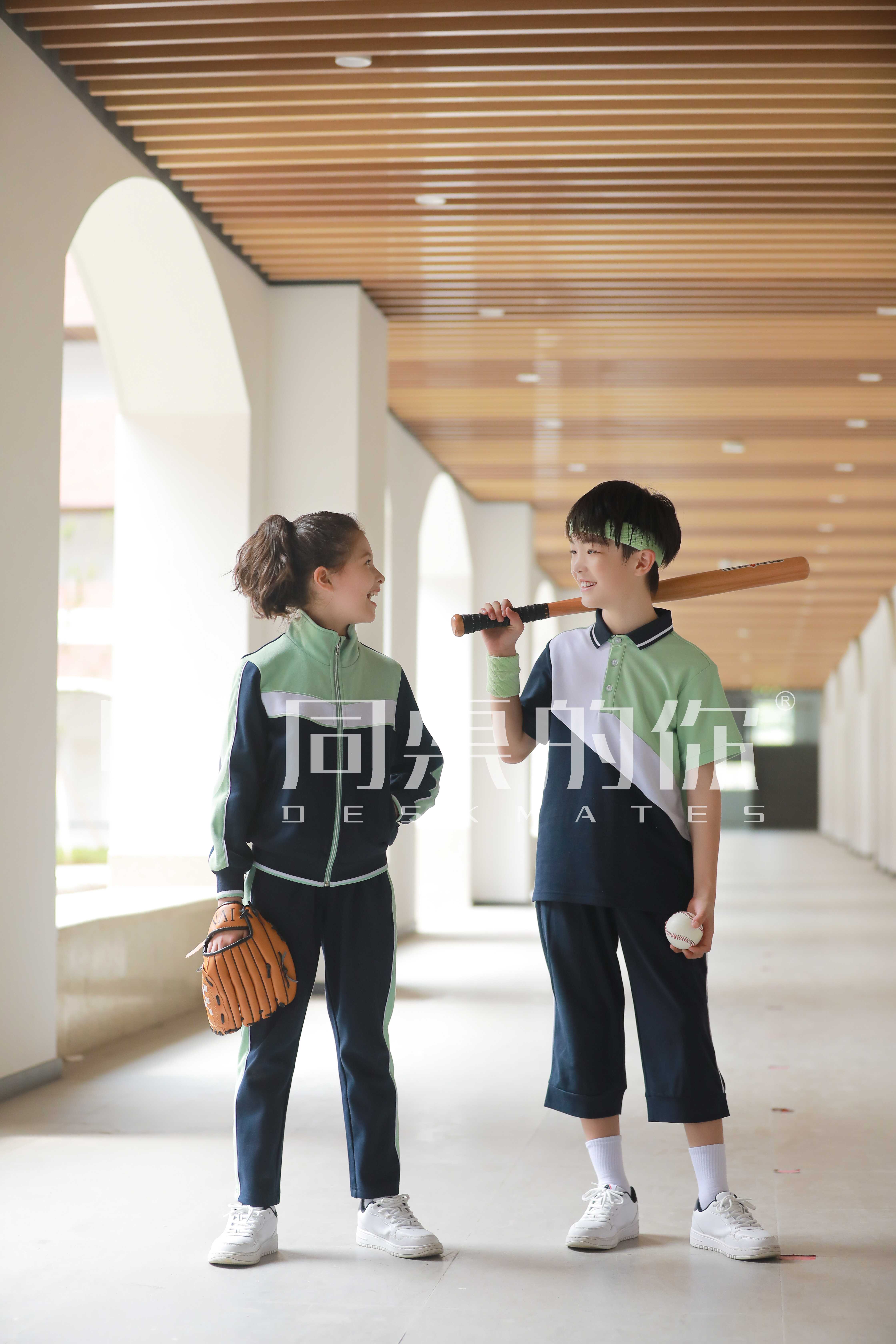 等了一周，我終于從校服代理手上買到想要的校服了！——同桌的你校服