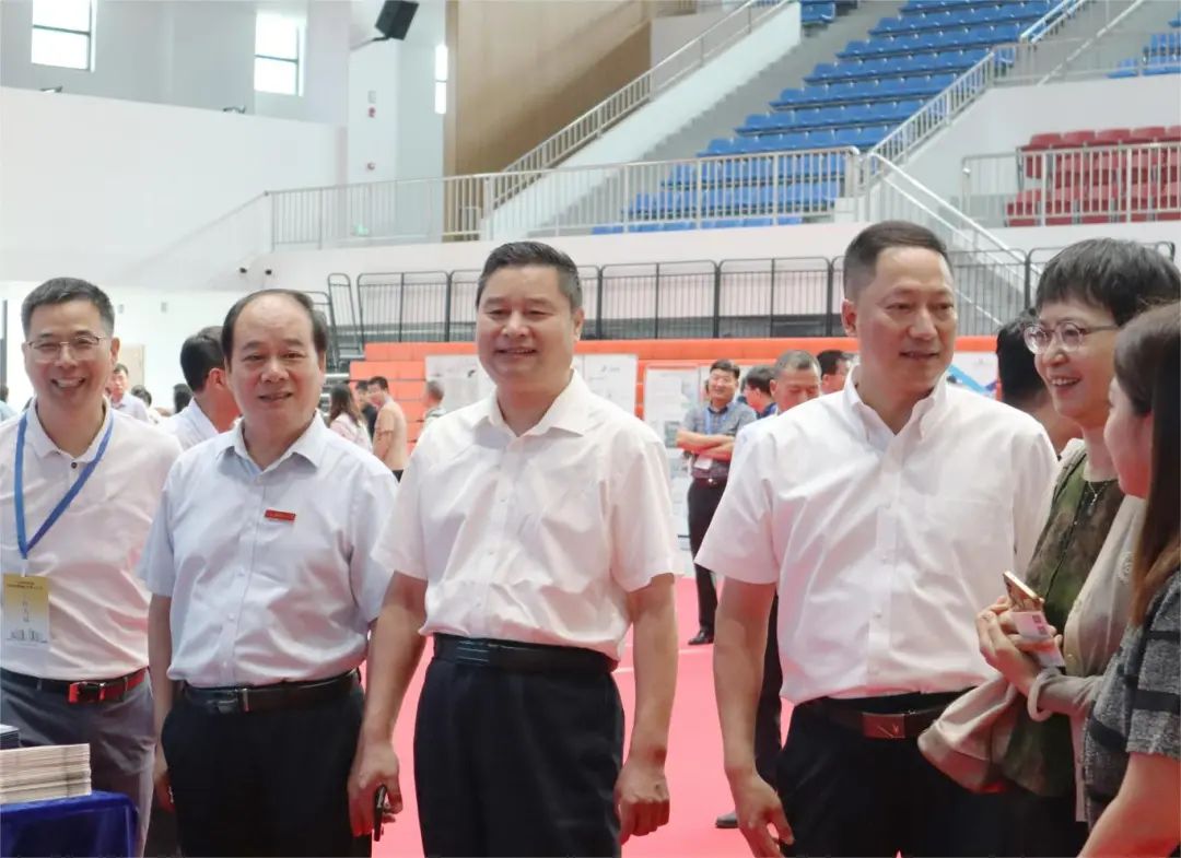 圣瀾服飾 圣瀾服飾