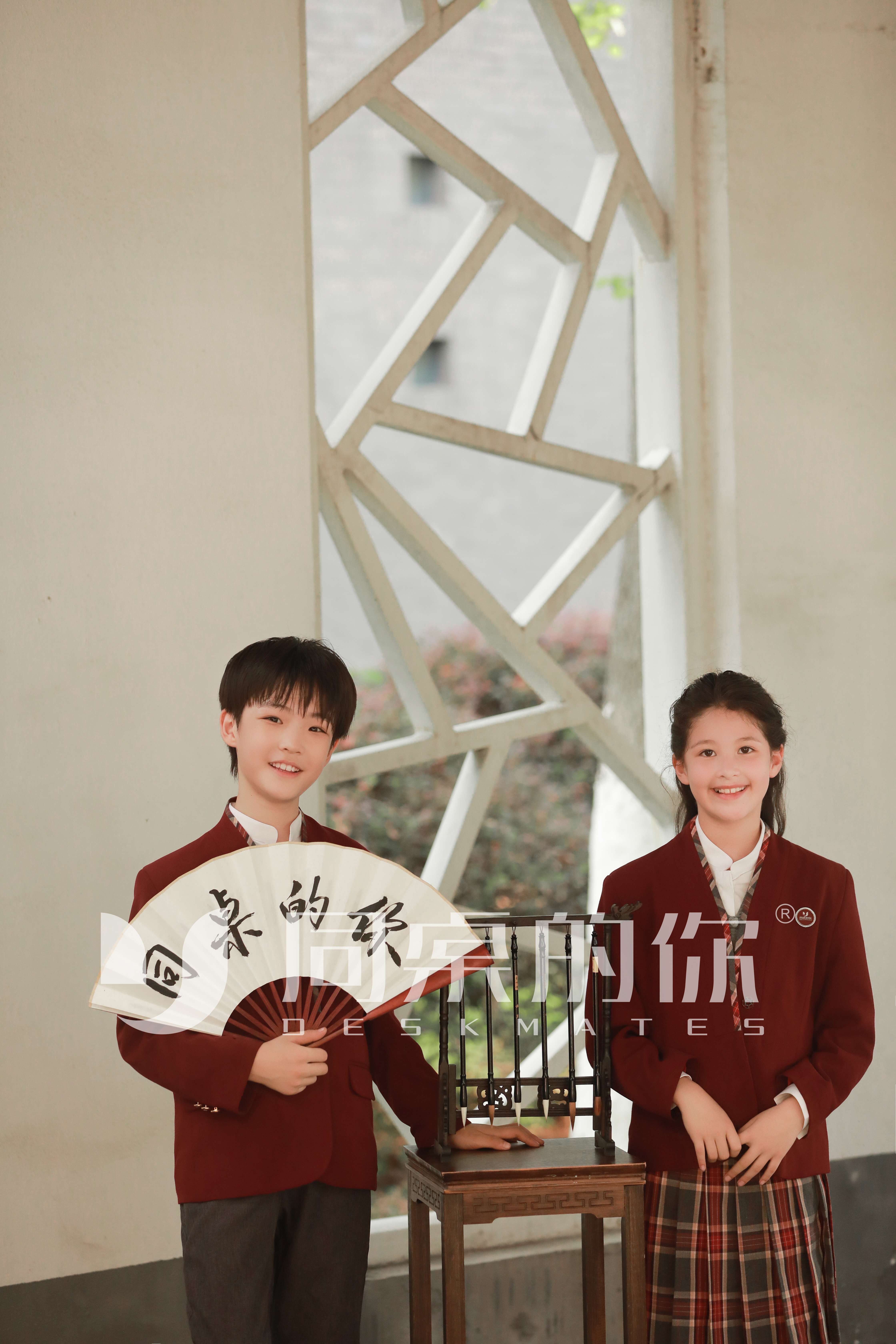 校服代理商如何打造令人滿意的定制校服：安全、品質(zhì)與便捷并重