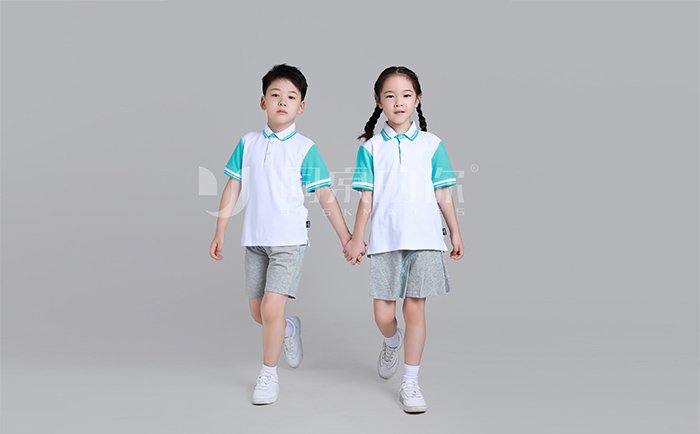 學(xué)校在選擇校服服裝定制廠合作時(shí)，如何避免被坑?